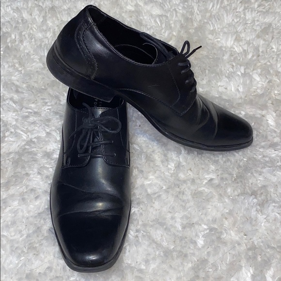 Perry Ellis Dress Shoes - Picture 2 of 7
